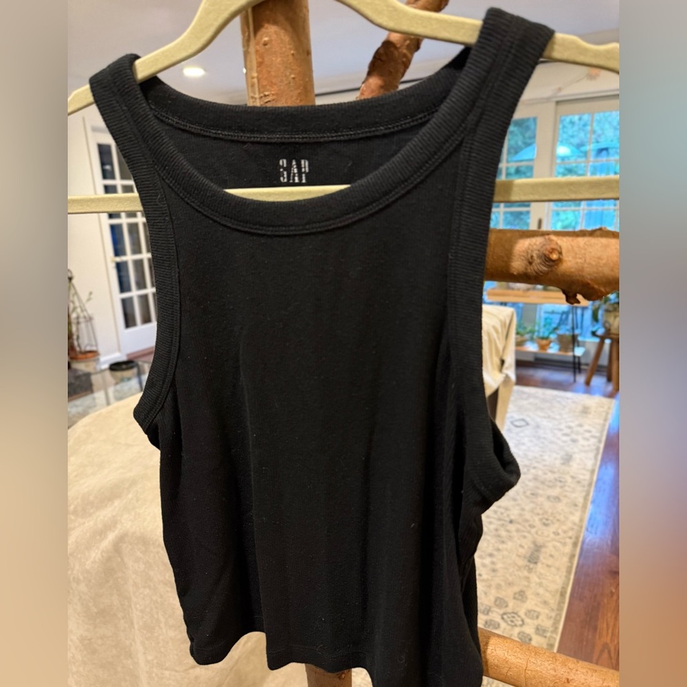 GAP Classic Black Ribbed Tank